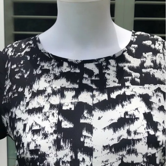 CYNTHIA ROWLEY Black& White ShortSleeve Top SzXS - Picture 3 of 8